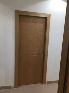 صبغ أبواب داخلية بألوان عصرية في الخرمة بمكة المكرمة