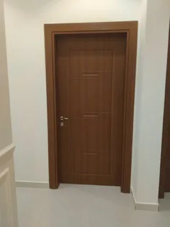 صبغ أبواب داخلية بألوان عصرية في الحناكية بالمدينة المنورة