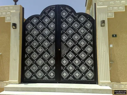 دهان أبواب خارجية مقاوم للعوامل الجوية في جدة بمكة المكرمة