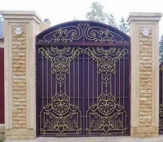 دهان أبواب خارجية مقاوم للعوامل الجوية في الليث بمكة المكرمة