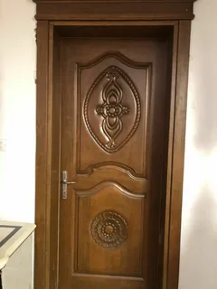 صبغ أبواب داخلية بألوان عصرية في الدوادمي بالرياض