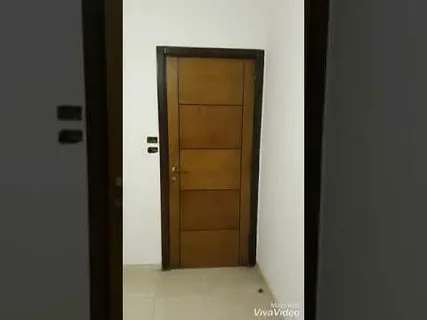 تفصيل أبواب مخصصة للمداخل بمدينة الدمام