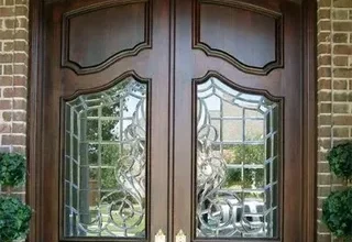 خدمة صبغ ابواب حسب الطلب في العارضة بمنطقة جازان