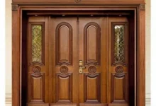 دهان أبواب حسب الطلب في عفيف بالرياض