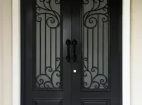 ضبغ ابواب بجودة عالية في ظهران الجنوب بمنطقة عسير