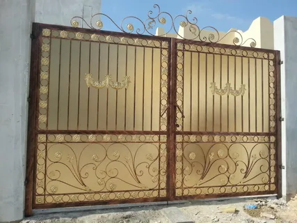 دهان ابواب باجود انواع الدهانات الدمام