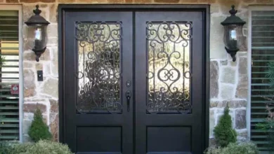 صبغ الابواب القديم لتصبح كالجديدة في منطقة الدمام